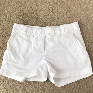 Vineyard vines chino shorts